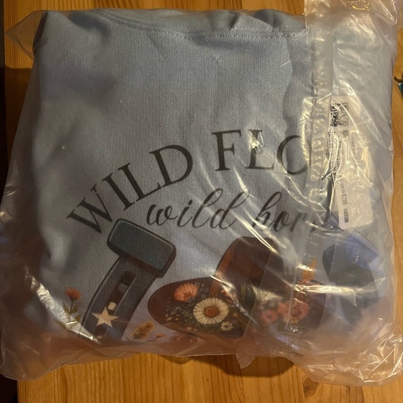 Wild Flowers Graphic Hoodie - Light Blue new - Picture 2 of 2